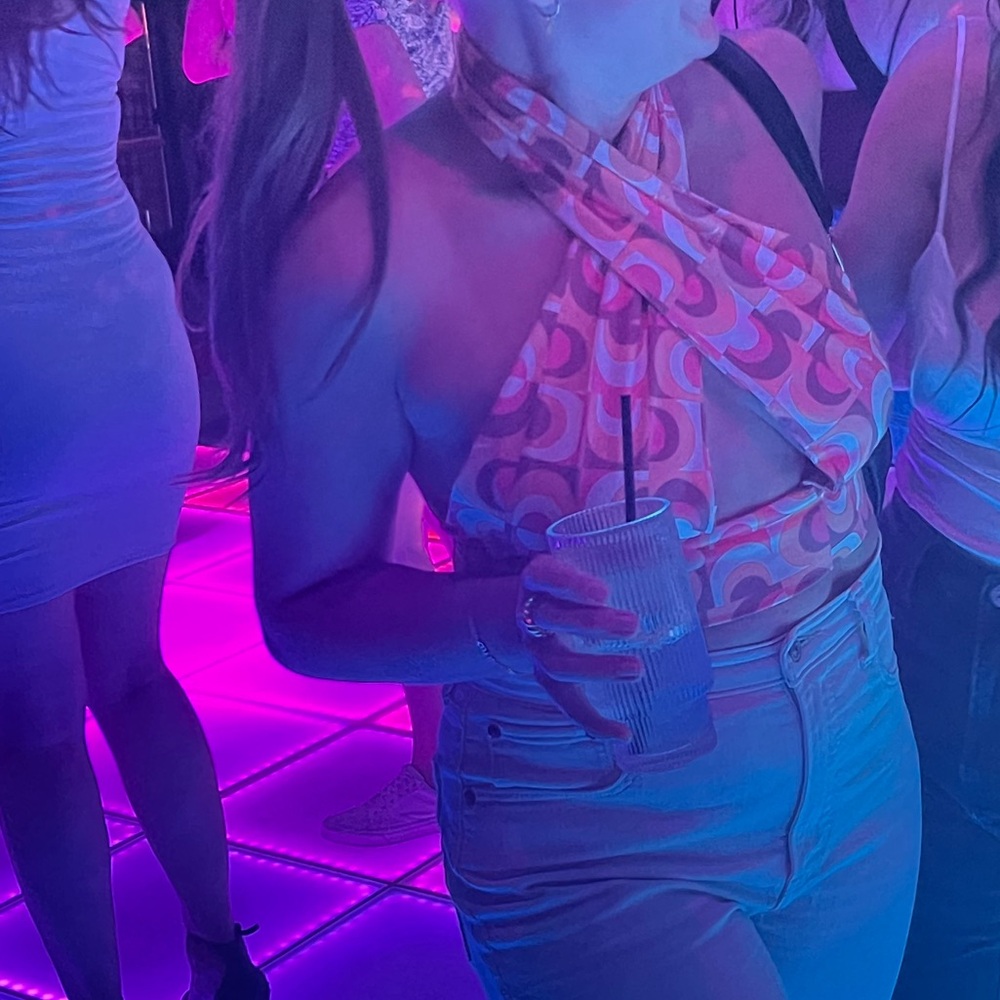 Geometric Patterned Tank Top - Picture 3 of 4